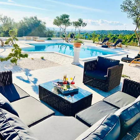 Lejlighed Traumhaftes Mit Pool *