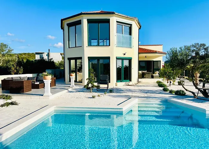 Traumhaftes Mit Pool Appartement