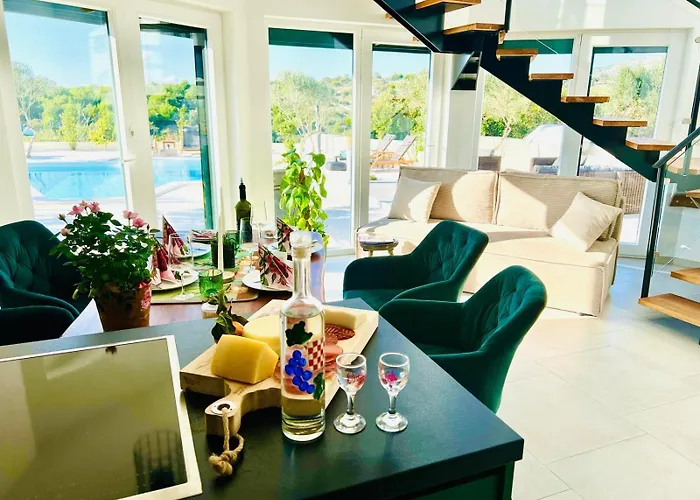 Traumhaftes Mit Pool Appartement