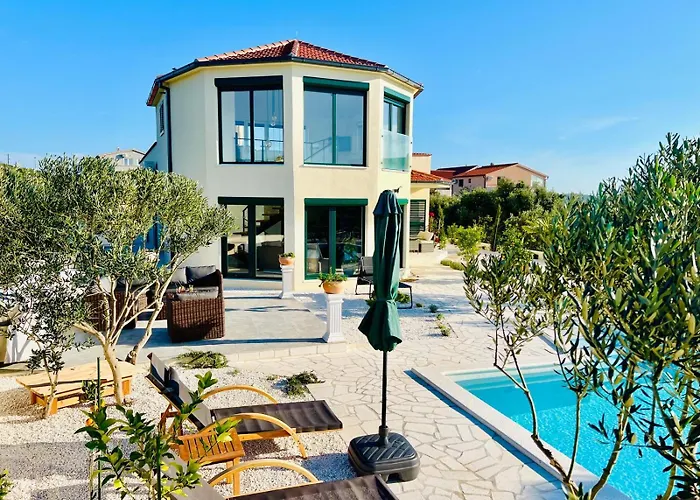 Appartement Traumhaftes Mit Pool